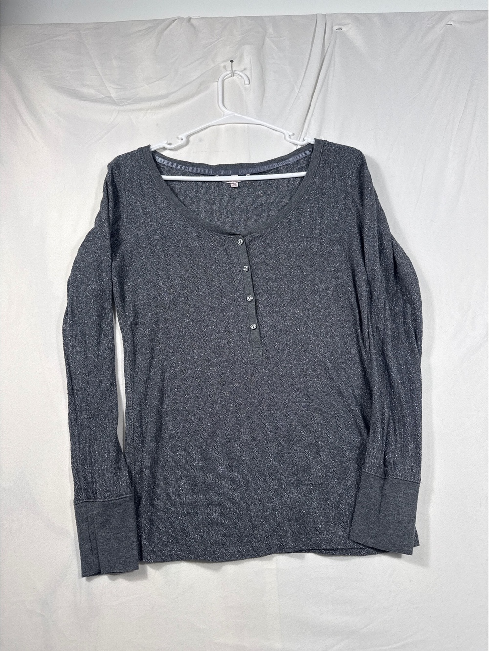 Victoria's Secret Women's Gray Long Sleeve Henley Shirt Medium